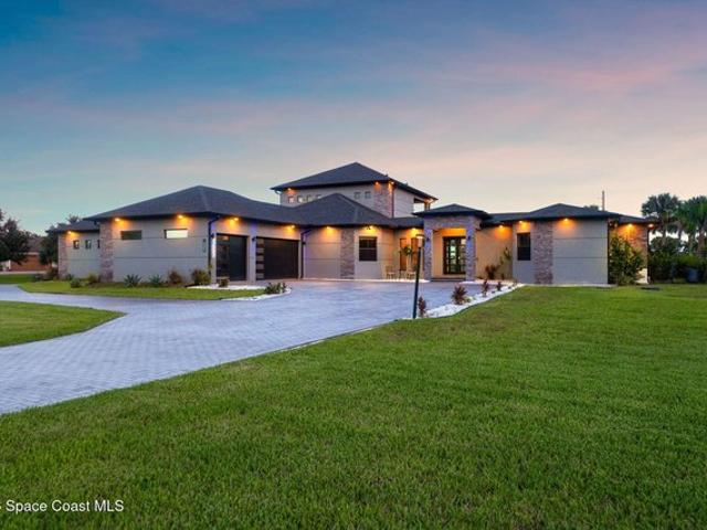 House for sale in Oakmont Preserve, Malabar