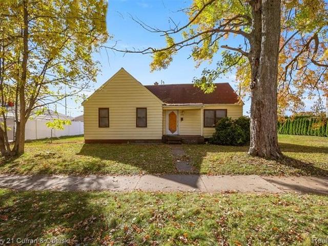 House for sale in Dearborn Heights, Michigan
