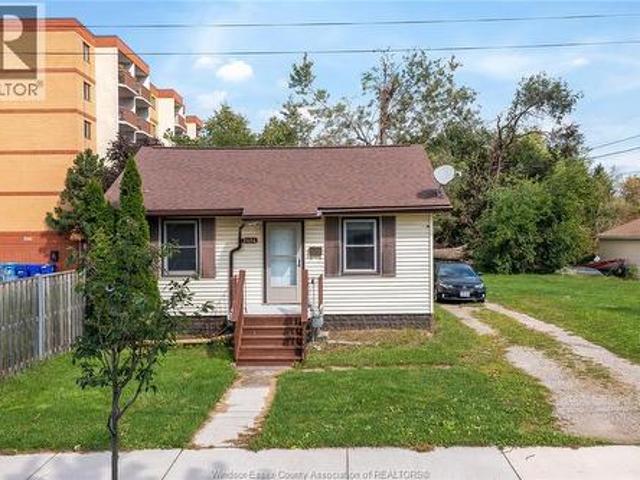 House for rent in Fontainebleau, Windsor