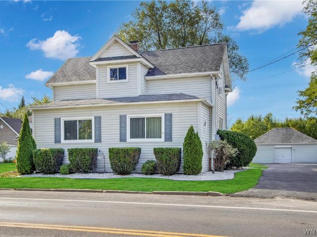 House for sale in Niagara, New York