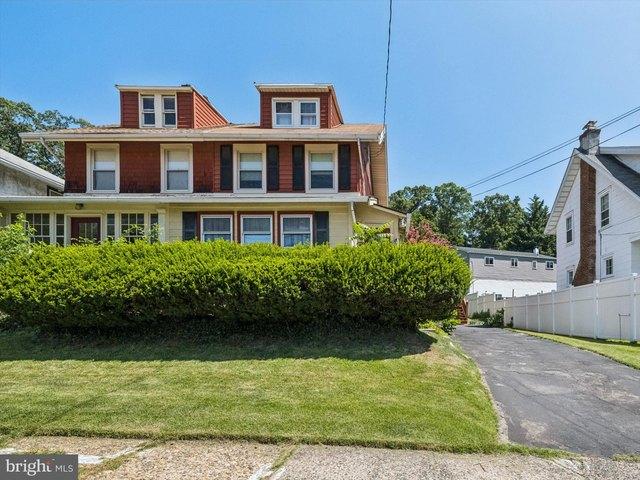 Townhouse for sale in Wyncote, Pennsylvania