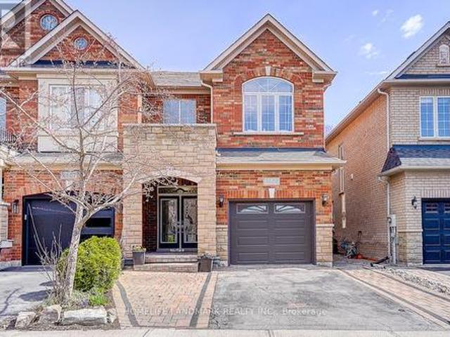 House for sale in Oakville, Ontario