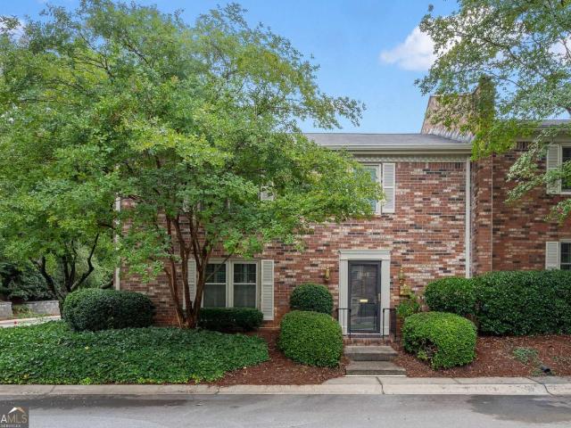 Townhouse for sale in Decatur, Georgia
