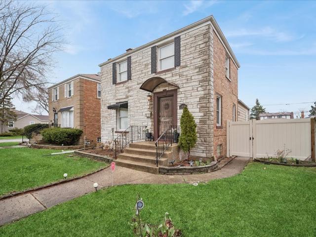 House for sale in River Grove, Illinois