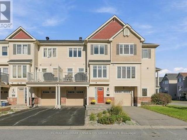 House for sale in Barrhaven West, Ottawa
