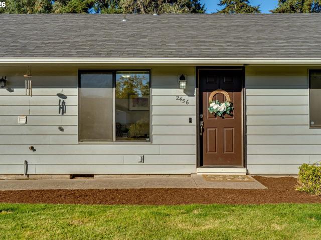 House for sale in Santa Clara, Eugene