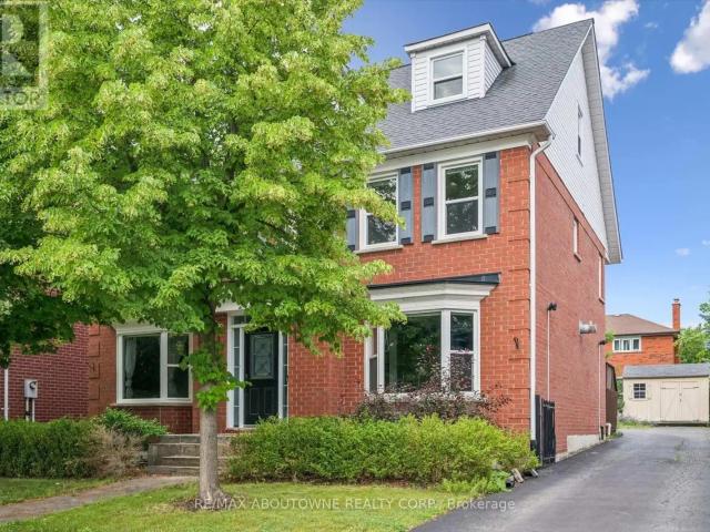 House for rent in Oakville, Ontario