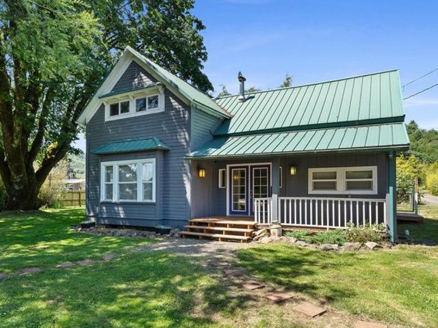House for sale in Oregonia