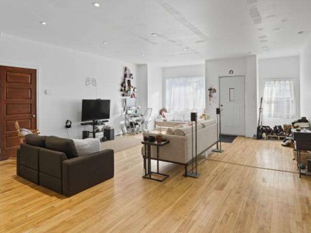 Property for sale in St. Leonard's, Quebec