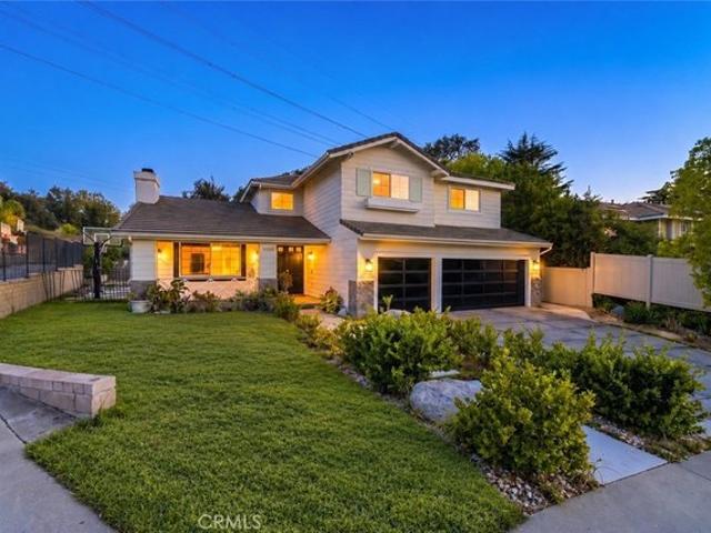 House for sale in Newhall, Santa Clarita