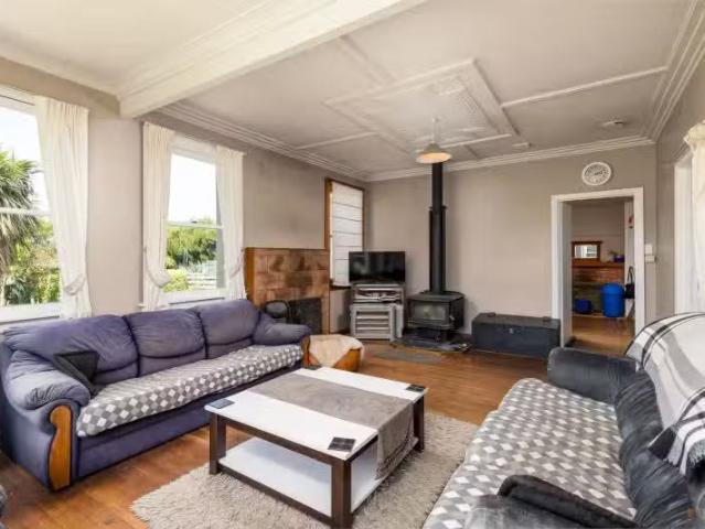 House for sale in Canterbury