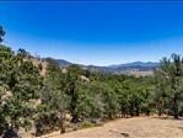 Land for sale in Tehachapi, California