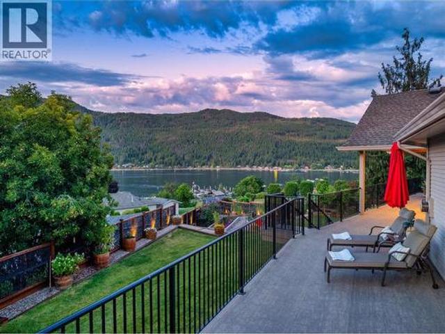 House for sale in Blind Bay, British Columbia