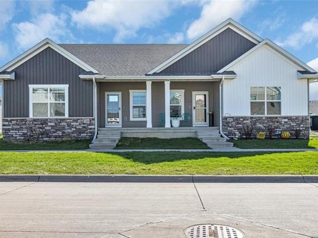 Condo for sale in Linn, Iowa