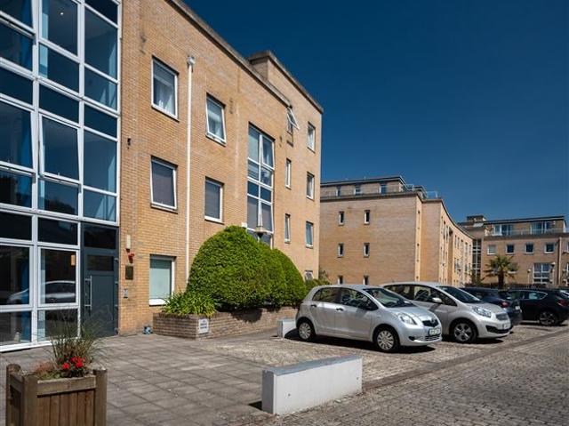 Apartment for sale in Bluebell, North Tipperary