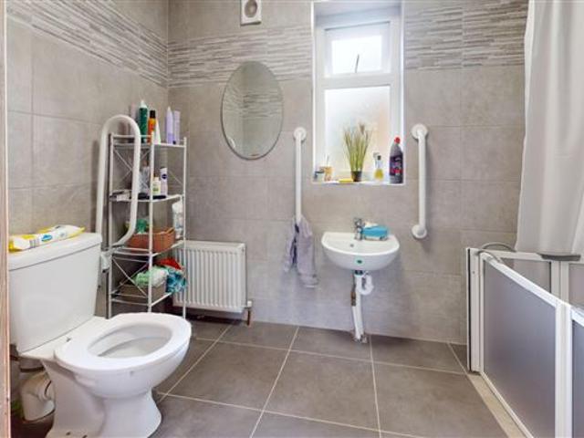 Detached House for sale in Loch Garman, North Tipperary