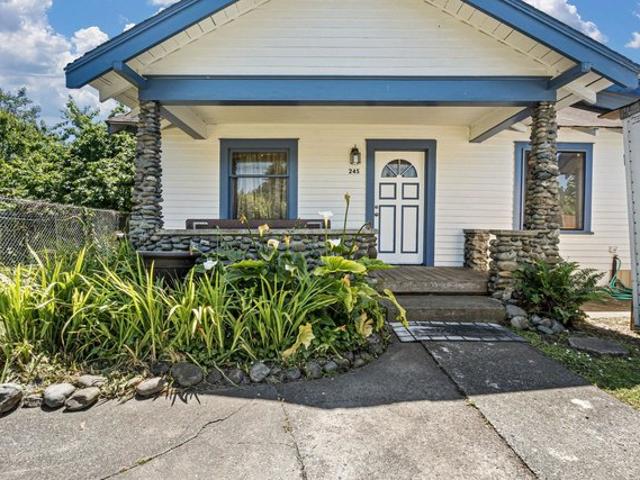 House for sale in Smith River, California