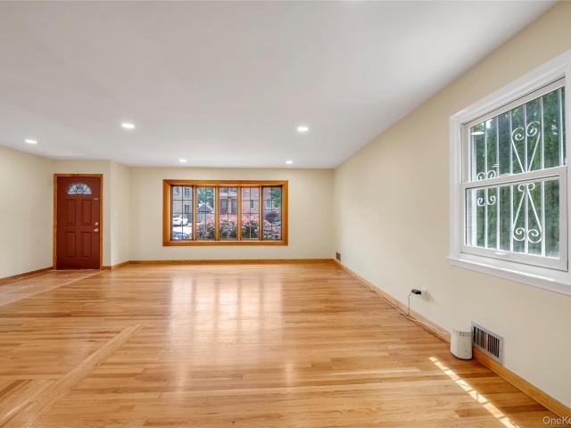 House for sale in Queens, Arverne