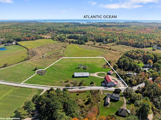House for sale in Kennebunkport, Maine