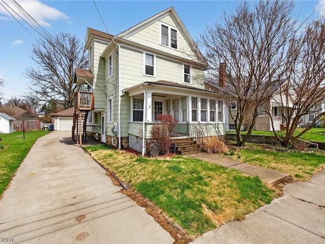 House for sale in Summit, Ohio