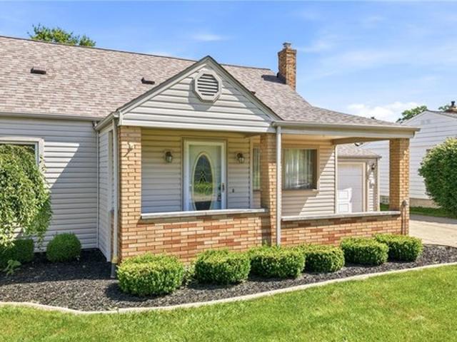 House for sale in Struthers, Ohio