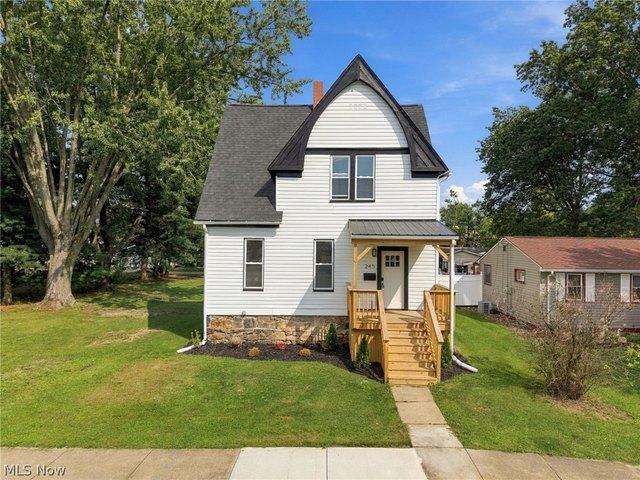 House for sale in Sebring, Mahoning County