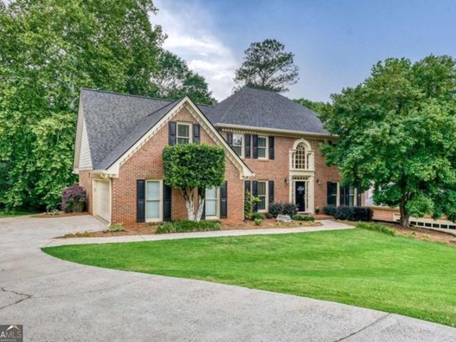 House for sale in Lilburn, Georgia