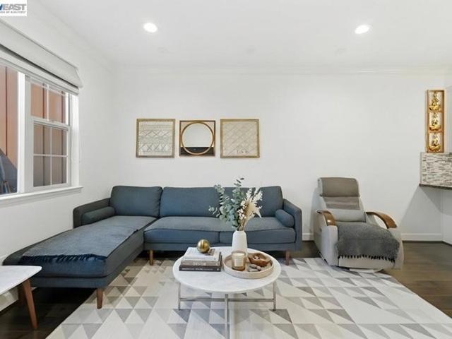 Condo for sale in Livermore, California