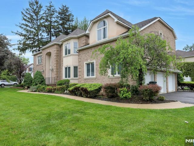 House for sale in Emerson
