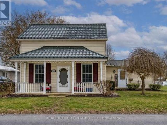 House for sale in Perth, Ontario