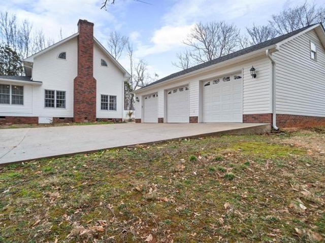 House for sale in Pacolet, South Carolina
