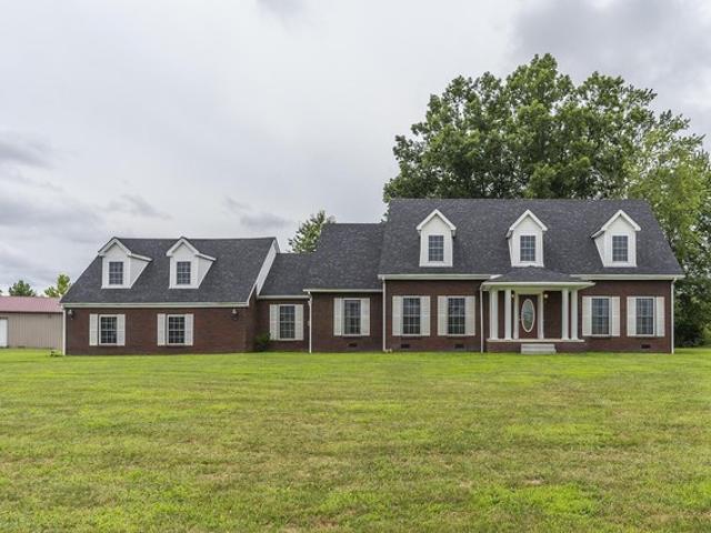 House for sale in Jeffersonville, Kentucky