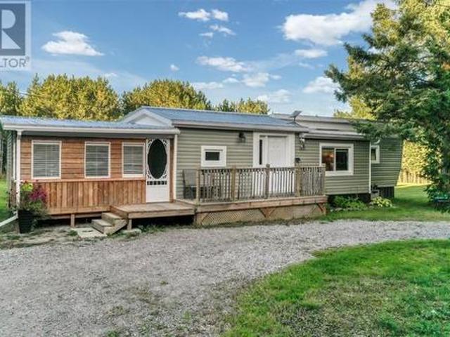 House for sale in St. Charles, Northeastern Ontario