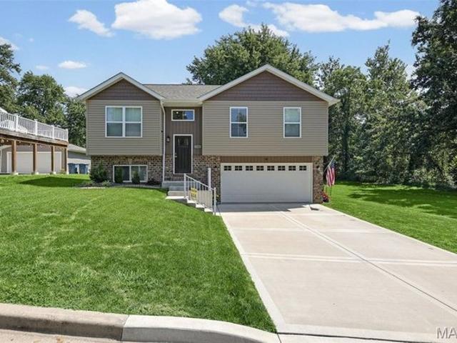 House for sale in Glen Carbon, Illinois