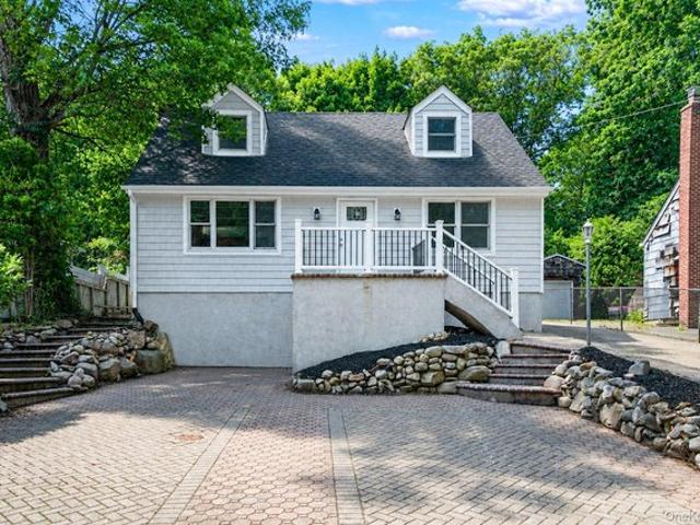 House for sale in Huntington, New York