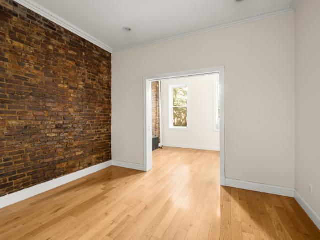 Commercial for rent in Arverne, New York