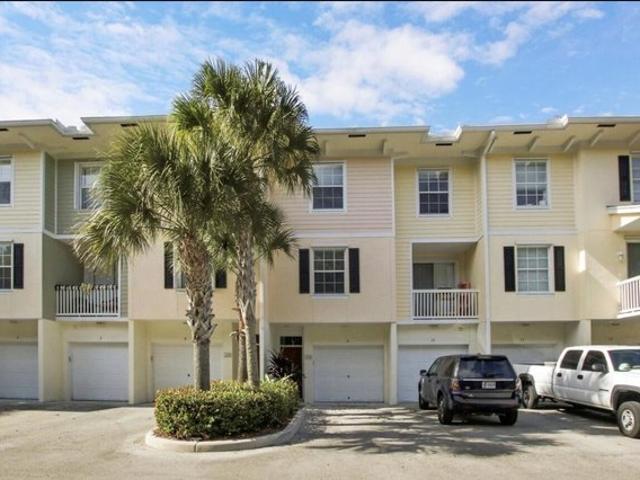 Condo for sale in Jupiter, Florida