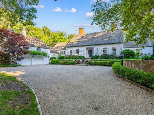 House for sale in Osterville, Massachusetts