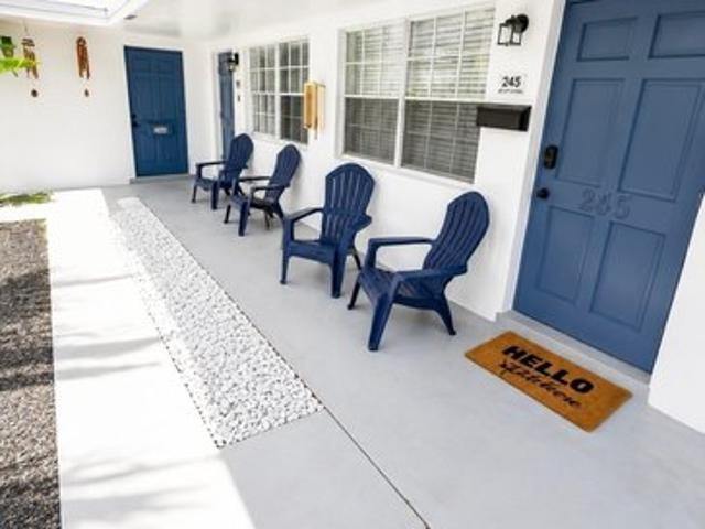 House for sale in Oakland Park, Florida