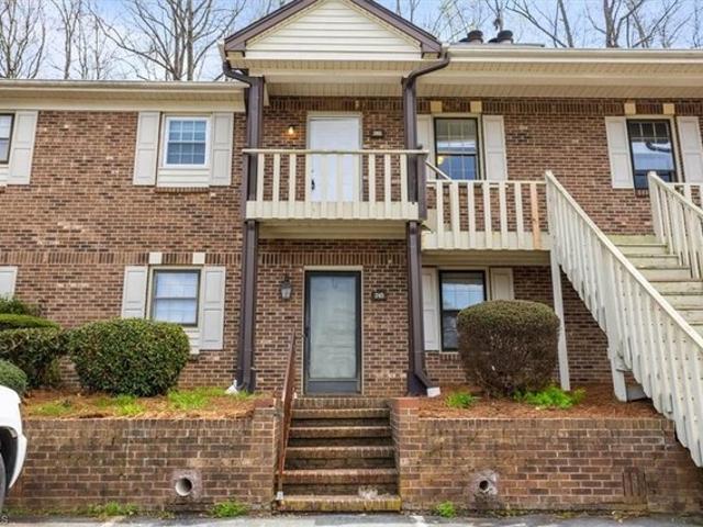 Condo for sale in Pfafftown, North Carolina