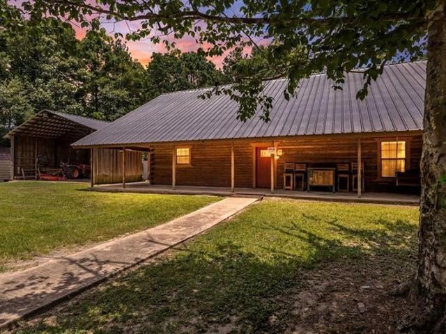 House for sale in Spurger, Texas