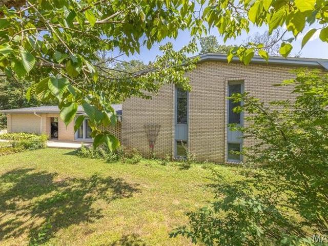 House for sale in Doniphan, Missouri