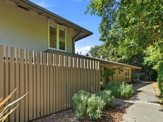 Condo for sale in San Rafael, California