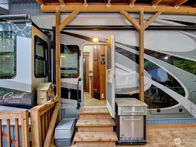 House for sale in Deming, Washington