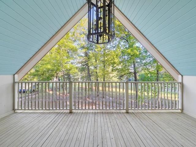 House for sale in Sabine, Texas
