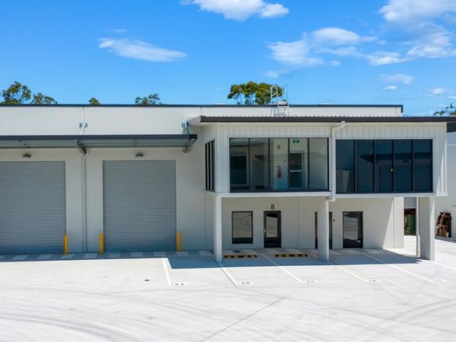Warehouse for rent in Toombul, Queensland
