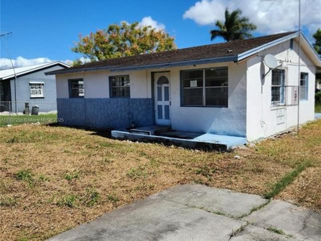 House for sale in South Bay, Florida