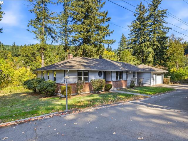 House for sale in Mill City, Linn County