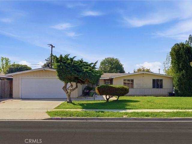 House for sale in Costa Mesa, California