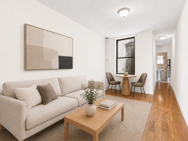 Condo for sale in Manhattan Community Board 10, New York